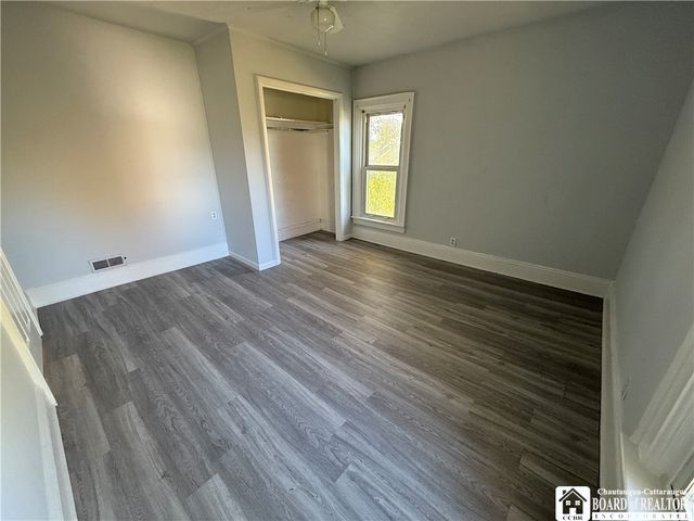 22 Monroe Street, Hanover, NY 14136