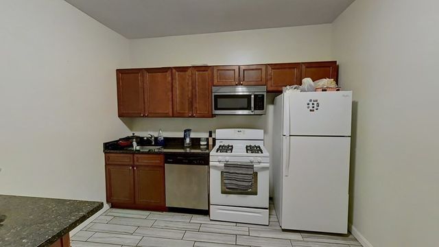 26 South Huntington Ave 1, Boston, MA 02130