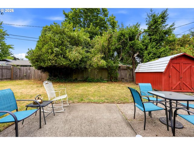 1850 Se 157TH Dr, Portland, OR 97233