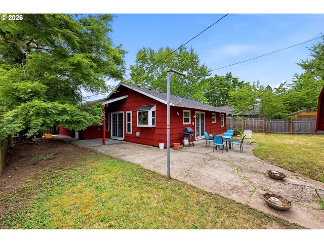 1850 Se 157TH Dr, Portland, OR 97233