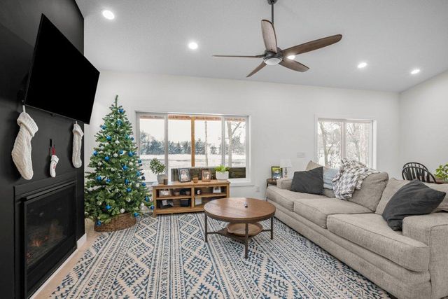 4537 205th Lane NW, Anoka, MN 55303