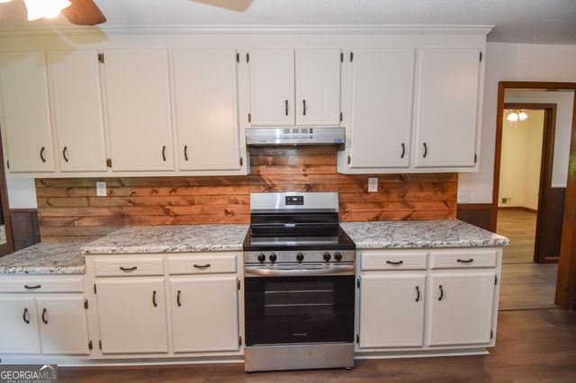 12394 Ga Highway 109, Meansville, GA 30256