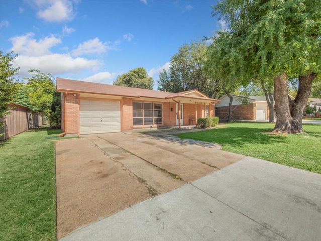 403 Rolando Drive, Garland, TX 75040