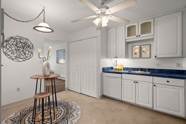 190 High St 412, Medford, MA 02155