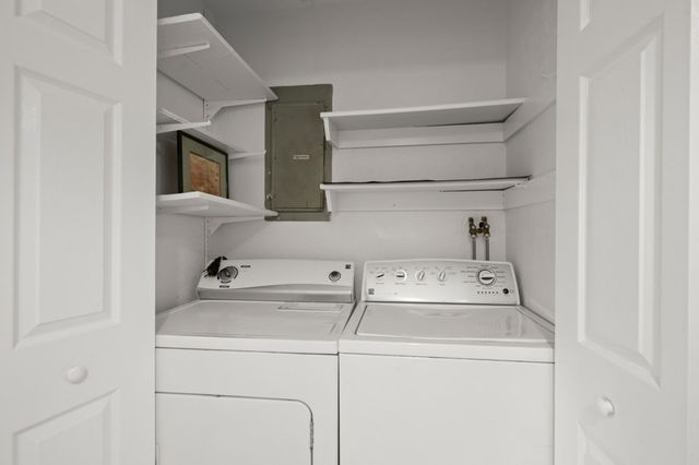 190 High St 412, Medford, MA 02155