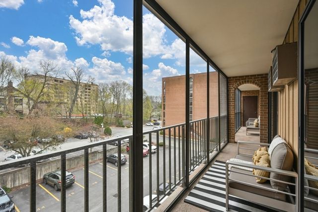 190 High St 412, Medford, MA 02155