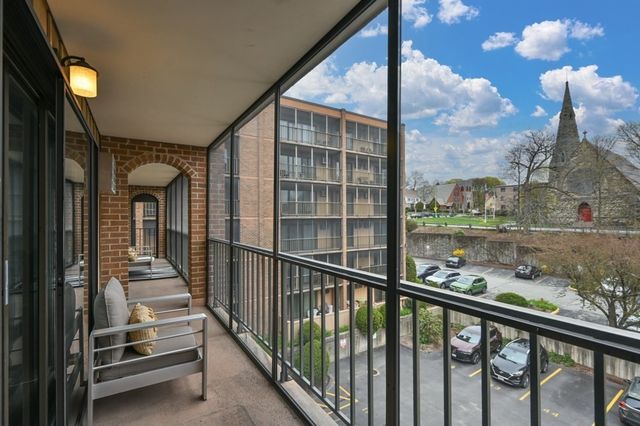 190 High St 412, Medford, MA 02155