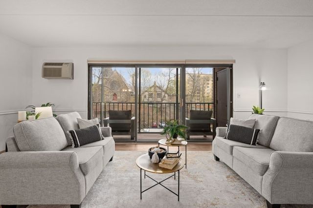 190 High St 412, Medford, MA 02155