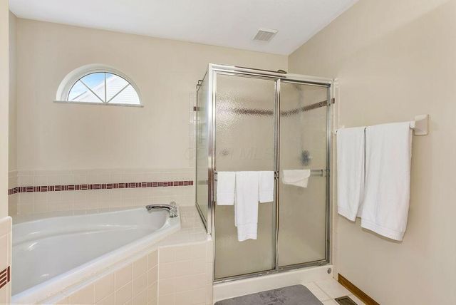 7854 Astra Circle, Reynoldsburg, OH 43068