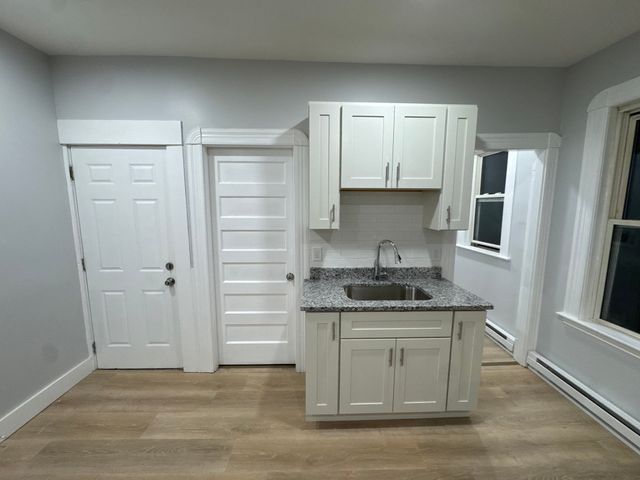 16 Ashton 3, Worcester, MA 01605