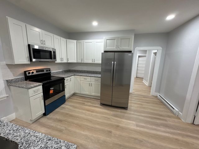 16 Ashton 3, Worcester, MA 01605