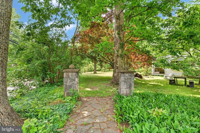 1 FISKE AVE, Reisterstown, MD 21136