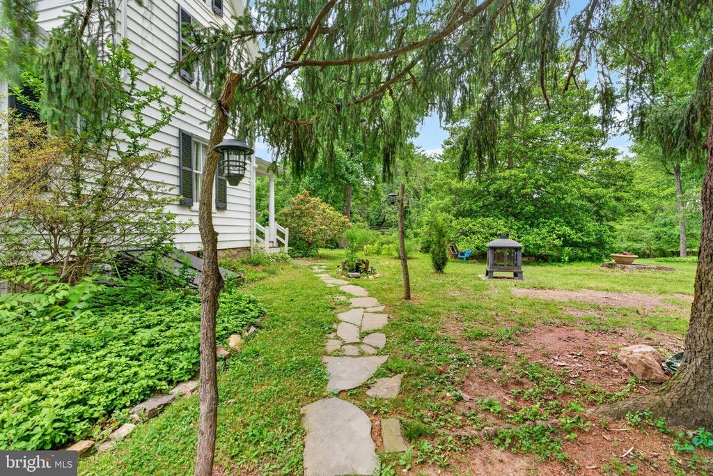 Image 24 of property listing at 1 FISKE AVE, Reisterstown, MD 21136