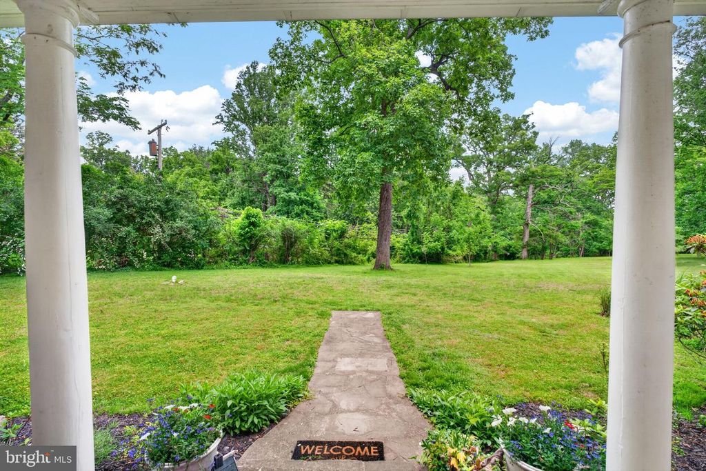 Image 29 of property listing at 1 FISKE AVE, Reisterstown, MD 21136