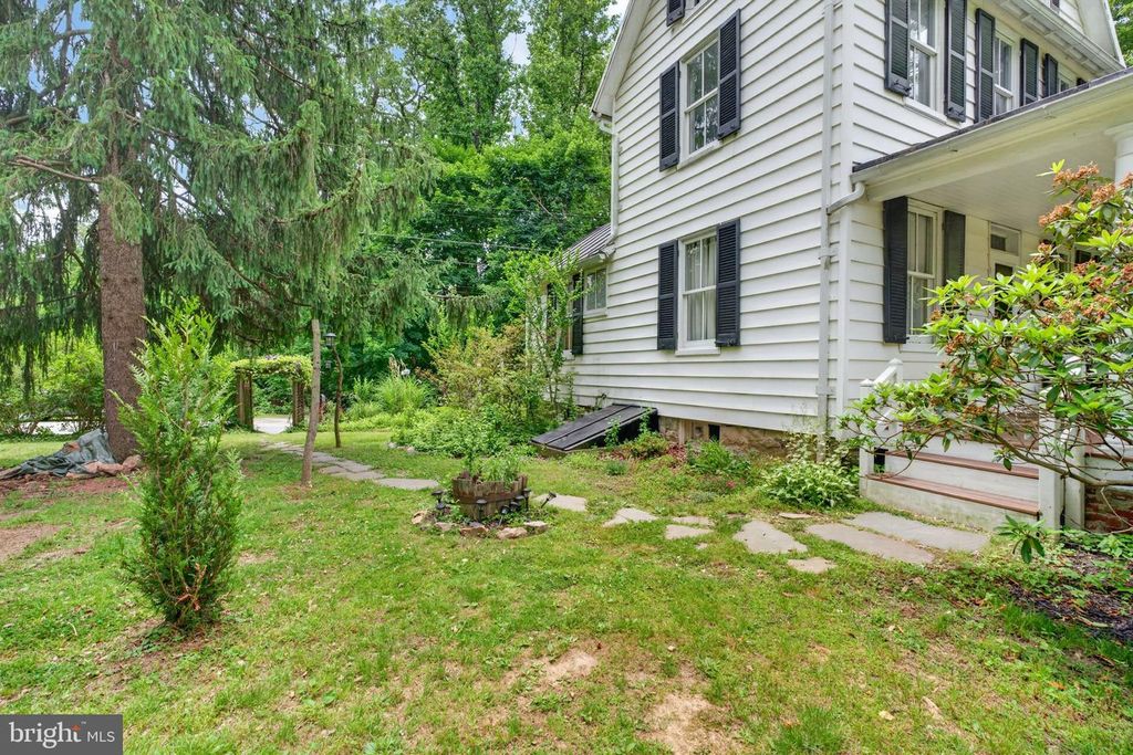 Image 31 of property listing at 1 FISKE AVE, Reisterstown, MD 21136