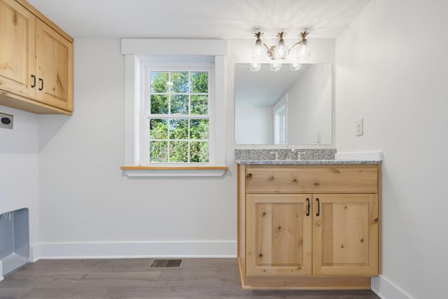 36 Winnicut Road, Greenland, NH 03840