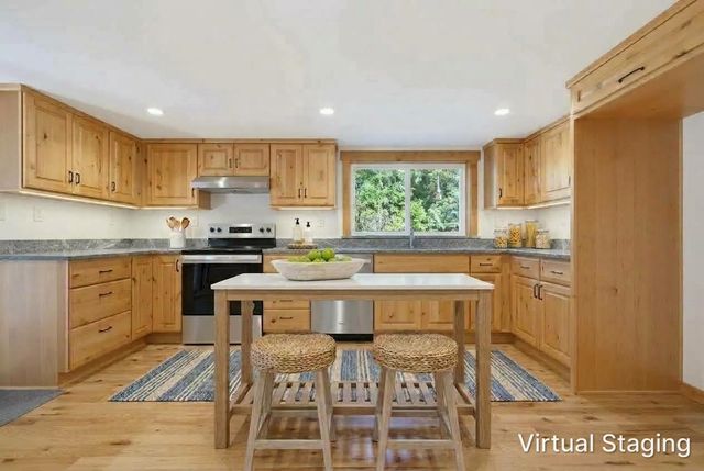 36 Winnicut Road, Greenland, NH 03840