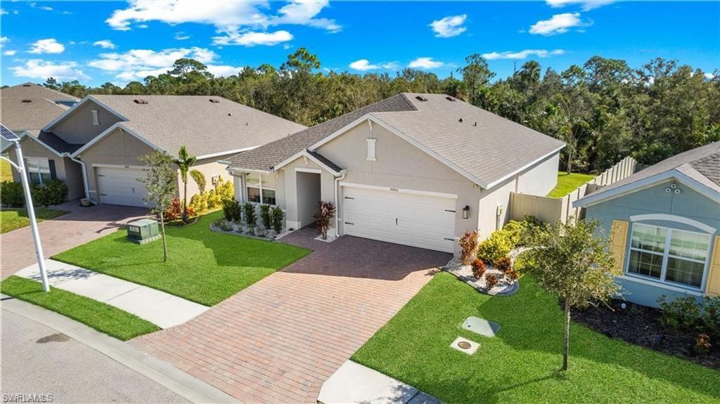 8880 Cascade Price CIR, NORTH FORT MYERS, FL 33917 — photo 3