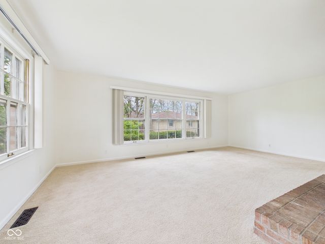 1316 Ranike Drive, Anderson, IN 46012