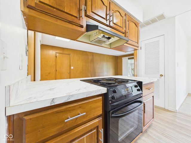 1316 Ranike Drive, Anderson, IN 46012