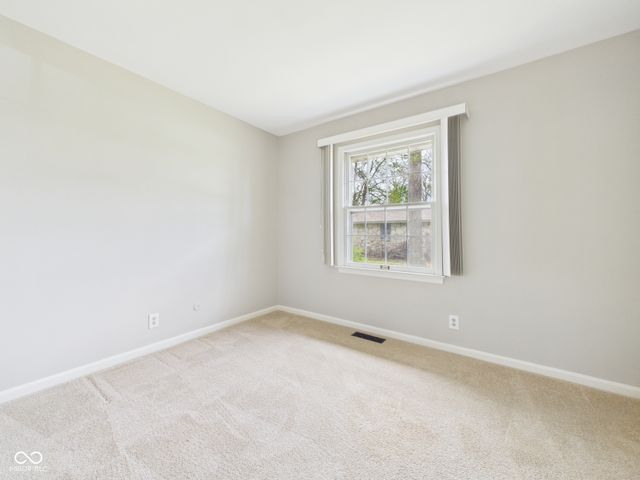 1316 Ranike Drive, Anderson, IN 46012