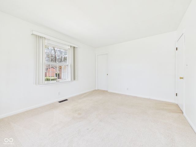 1316 Ranike Drive, Anderson, IN 46012