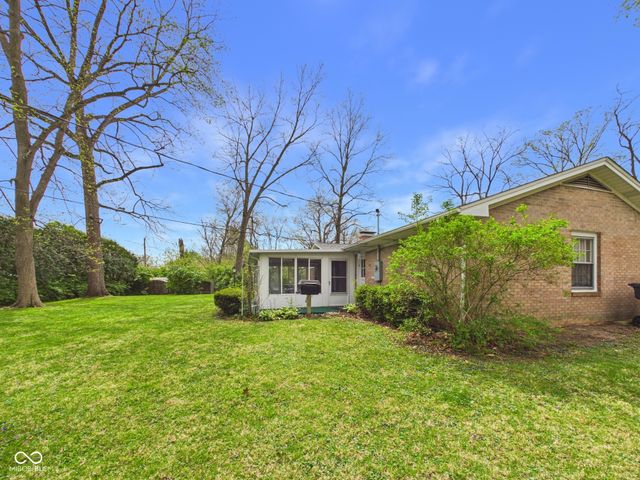 1316 Ranike Drive, Anderson, IN 46012