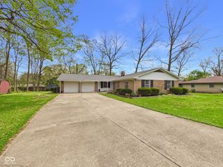 1316 Ranike Drive, Anderson, IN 46012