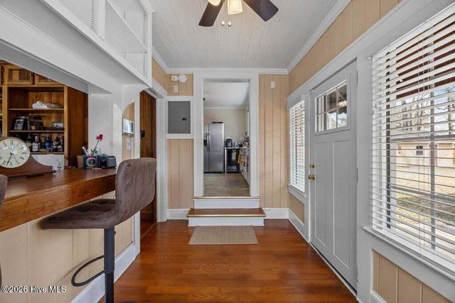 1307 N Respess Street, Washington, NC 27889