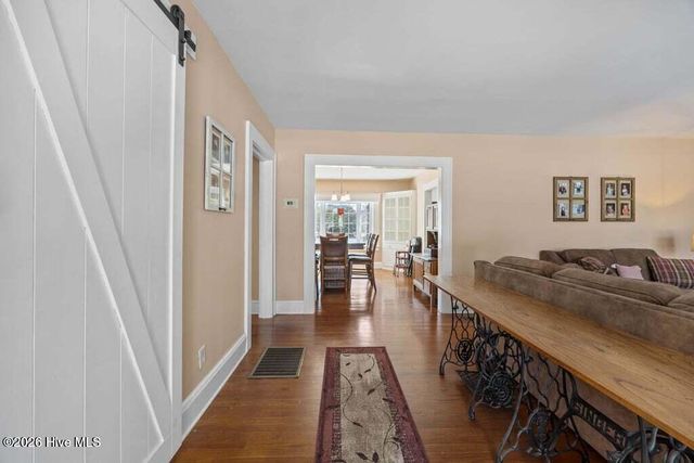 1307 N Respess Street, Washington, NC 27889