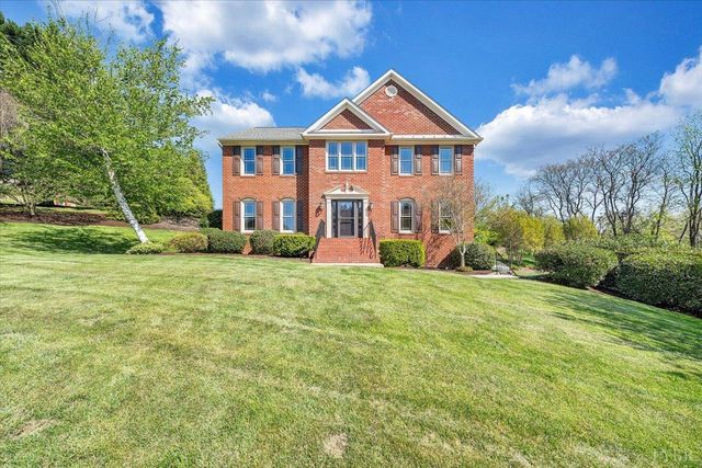 7706 Hollins Court Circle, Roanoke, VA 24019
