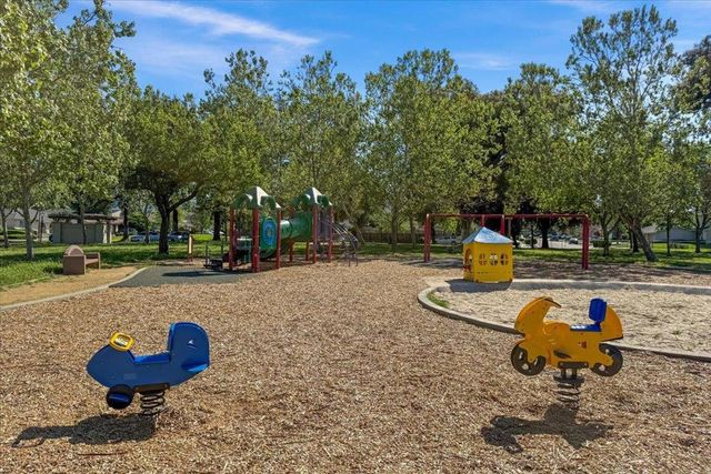 692 Hathaway Court, San Jose, CA 95136