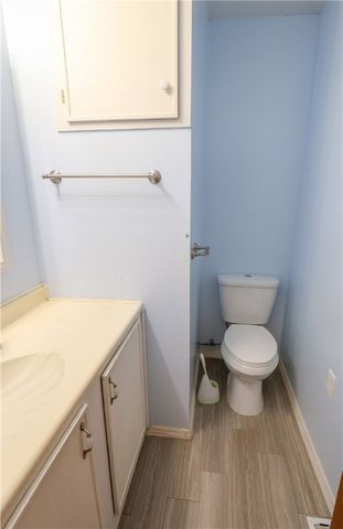 4401 SE Walnut Grove Lane, Colcord, OK 74338