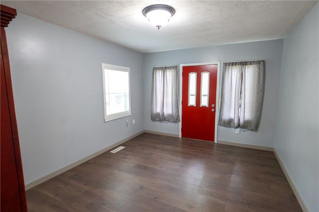4401 SE Walnut Grove Lane, Colcord, OK 74338