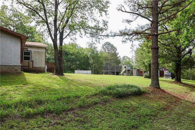 4401 SE Walnut Grove Lane, Colcord, OK 74338