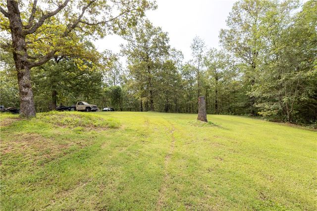 4401 SE Walnut Grove Lane, Colcord, OK 74338