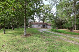 4401 SE Walnut Grove Lane, Colcord, OK 74338
