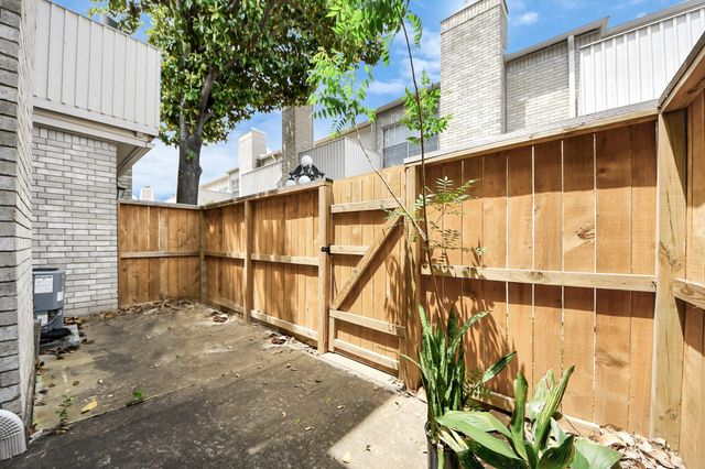3800 Tanglewilde Street 503, Houston, TX 77063