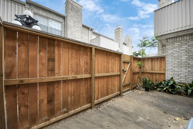 3800 Tanglewilde Street 503, Houston, TX 77063