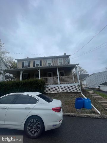 15 DEWEY ST, Mohnton, PA 19540