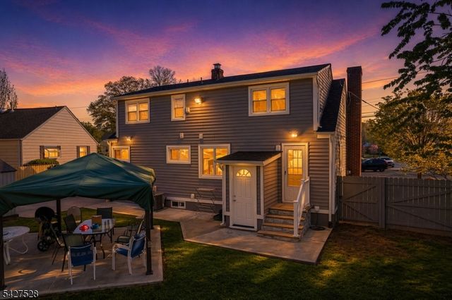 812 Sterling St, Plainfield City, NJ 07062