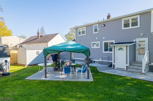 812 Sterling St, Plainfield City, NJ 07062