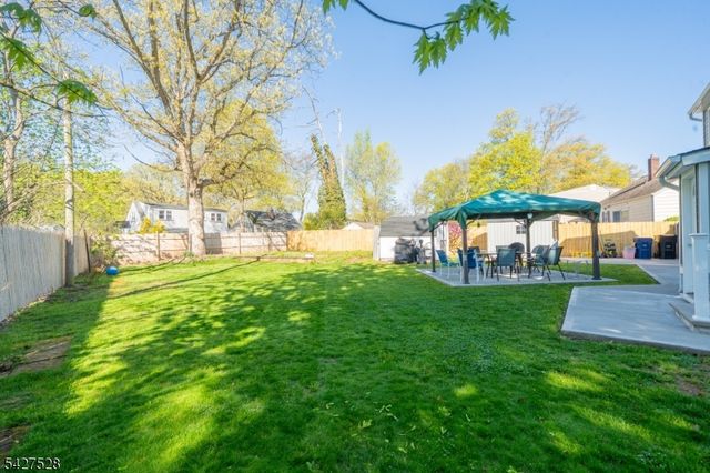 812 Sterling St, Plainfield City, NJ 07062