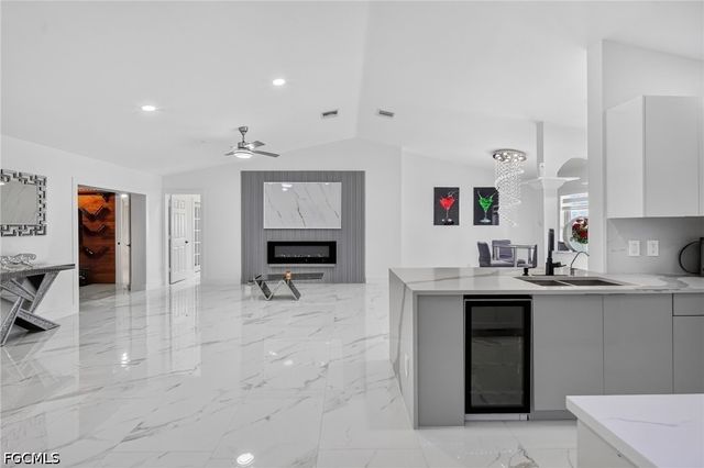 3104 17TH ST SW, Lehigh Acres, FL 33976