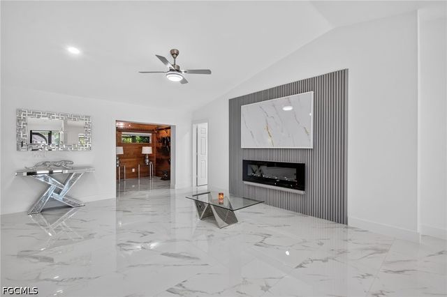 3104 17TH ST SW, Lehigh Acres, FL 33976