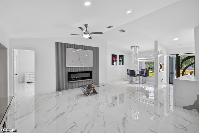 3104 17TH ST SW, Lehigh Acres, FL 33976