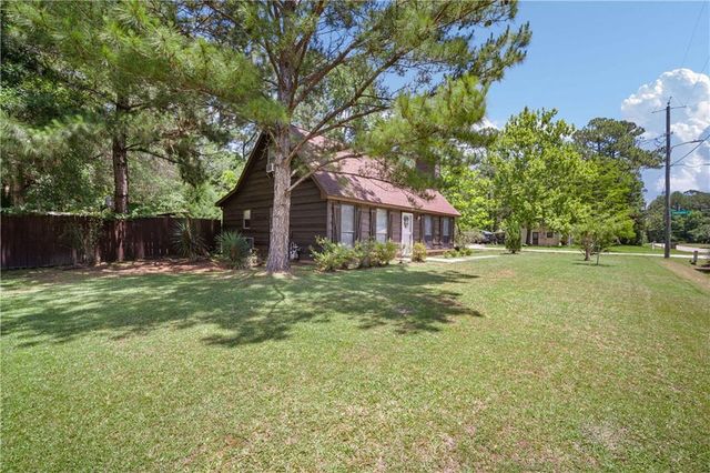 2600 Lost River Road, Mobile, AL 36605