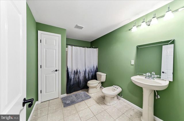 86 MCCORMICK WAY, Lincoln University, PA 19352