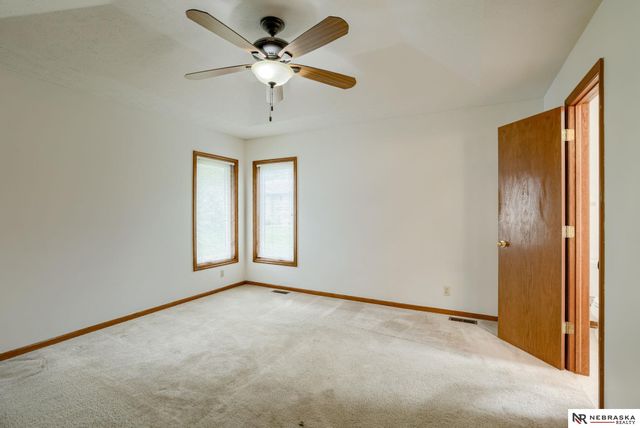 11406 S 43rd Street, Bellevue, NE 68123