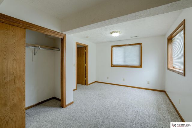 11406 S 43rd Street, Bellevue, NE 68123